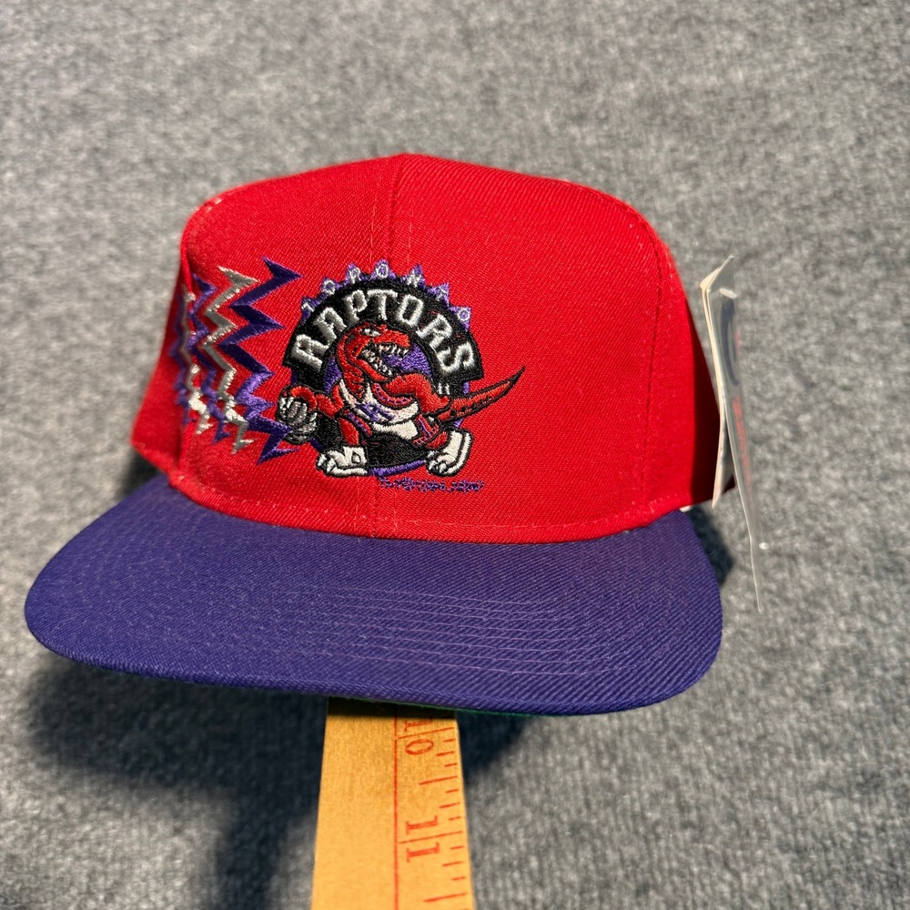 Vintage NWT Toronto Raptors Sports Specialties Snapback Hat Red Purple NBA 90s